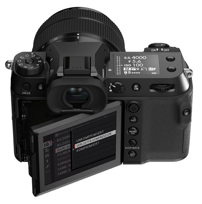 Fujifilm GFX50S II mit ausklapparem Monitor