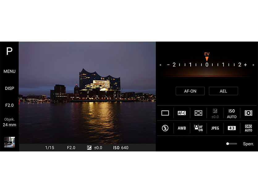 Screenshot mit Xperia Pro-1 Elbphilharmonie bei Nacht