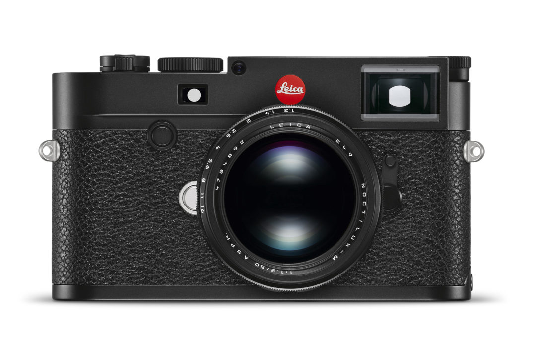 Die Leica M10-R ist in Schwarz und Silber erhältlich.