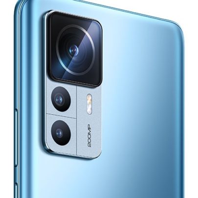 Xiaomi 12T Pro Kamera Neben der großen Hauptkamera mit 23 mm Brennweite gibt es eine Ultraweitwinkelkamera mit 11 und eine Makrokamera mit ebenfalls 23 mm Brennweite.