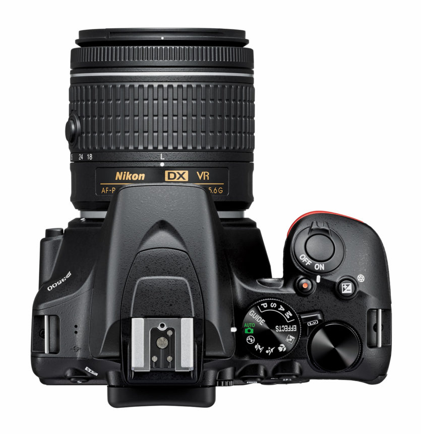 Nikon D3500. Tiefe: 132 mm