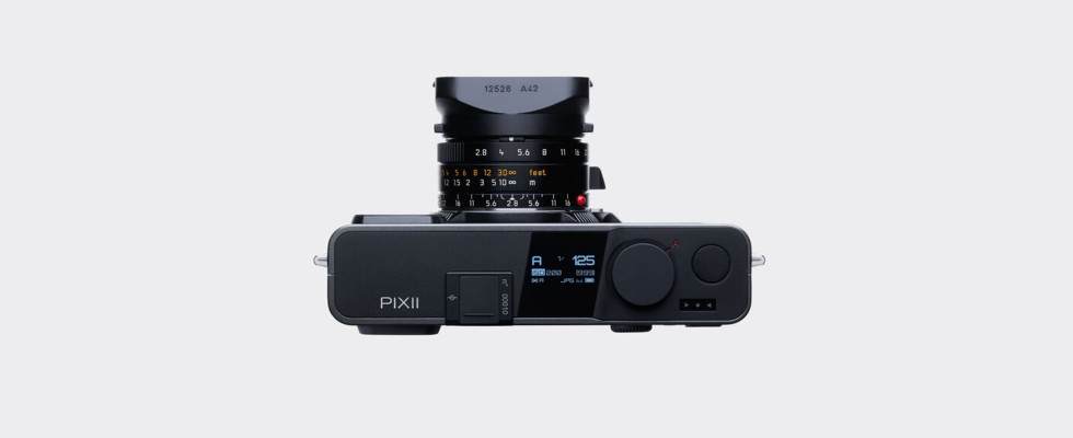 Pixii 2023 mit Leica-Objektiv.