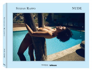 Der Bildband "Nude" von Stefan Rappo vom teNeues Verlag.