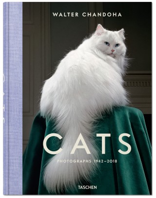 Walter Chandohas "CATS. Photographs 1942-2018" – erschienen im Taschen Verlag.