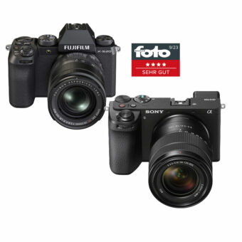 Fujifilm X-S20 und Sony Alpha 6700 mit fotoMAGAZIN Siegel